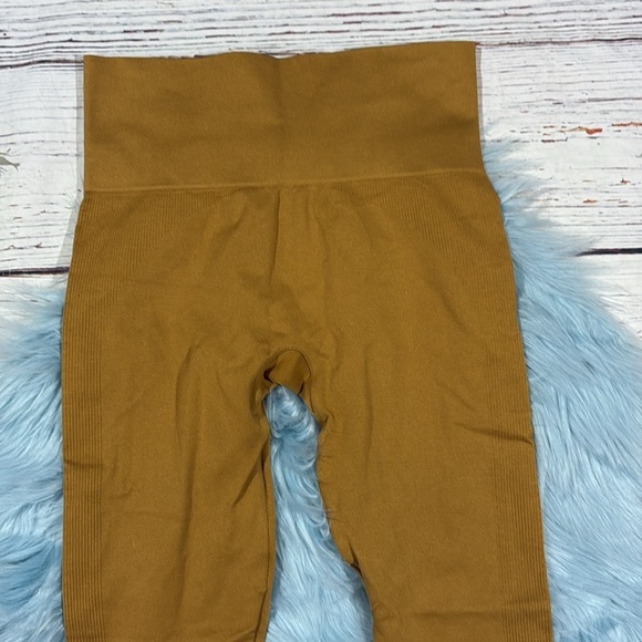 SET ACTIVE Sculptflex Seamless High Waisted Legging Color Glow - Picture 4 of 7